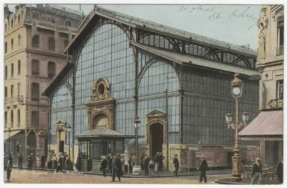 La verrière des Halles des Cordeliers, surnommée le « Crystal Palace »